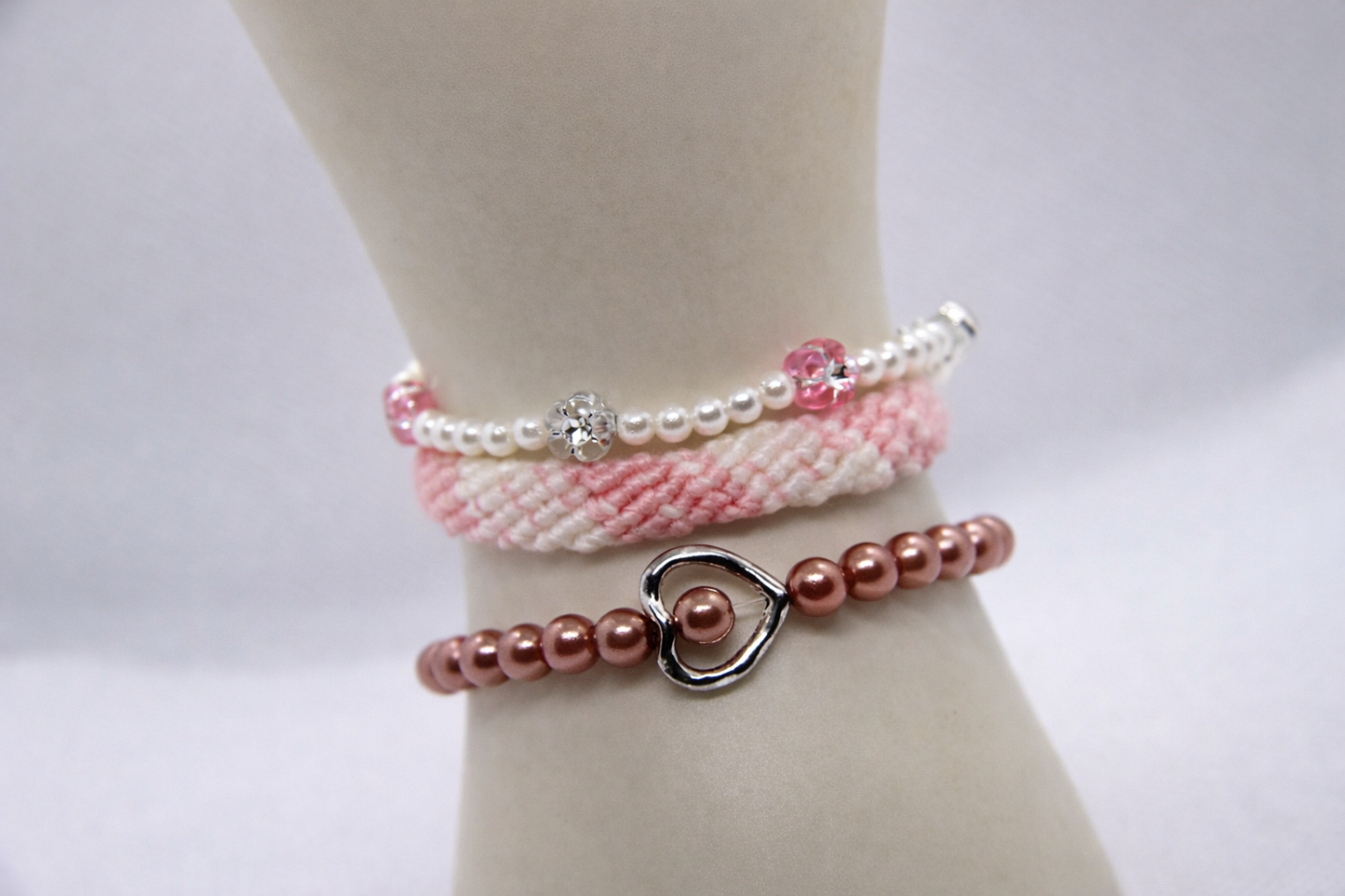 KEEP THE FAITH ARMBAND 03