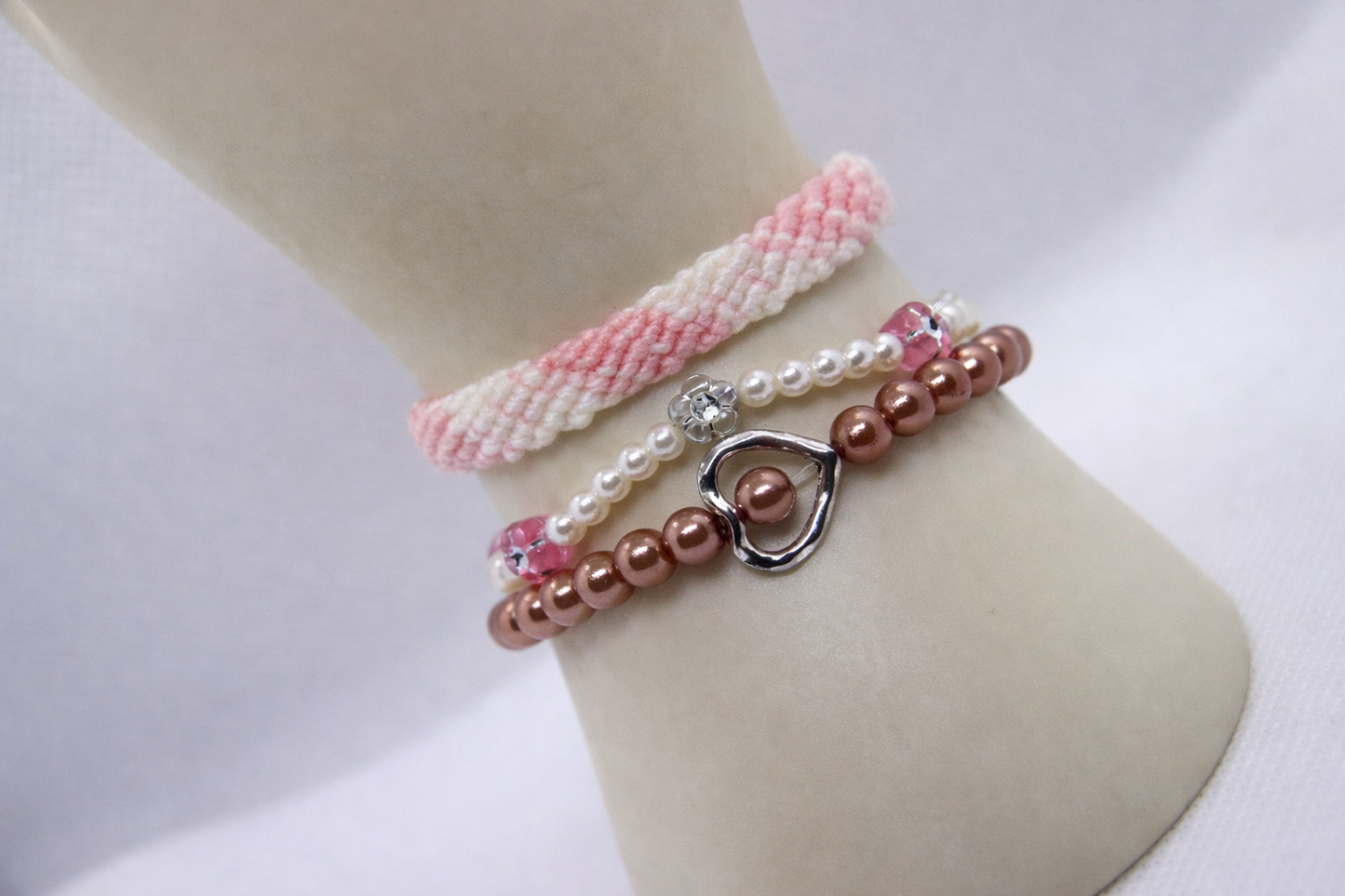 KEEP THE FAITH ARMBAND 03