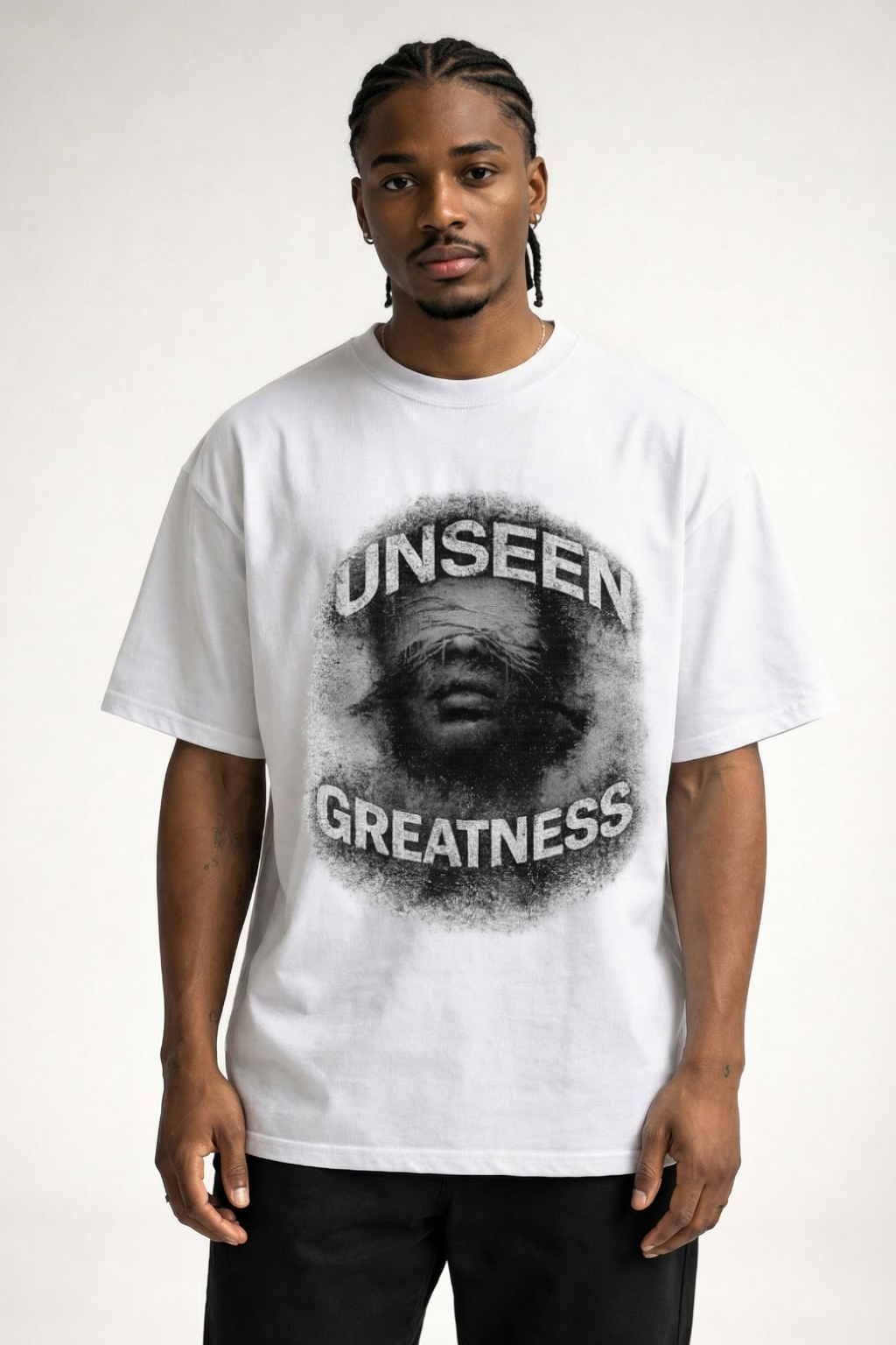 UNSEEN GREATNESS - OVERSIZED SHIRT