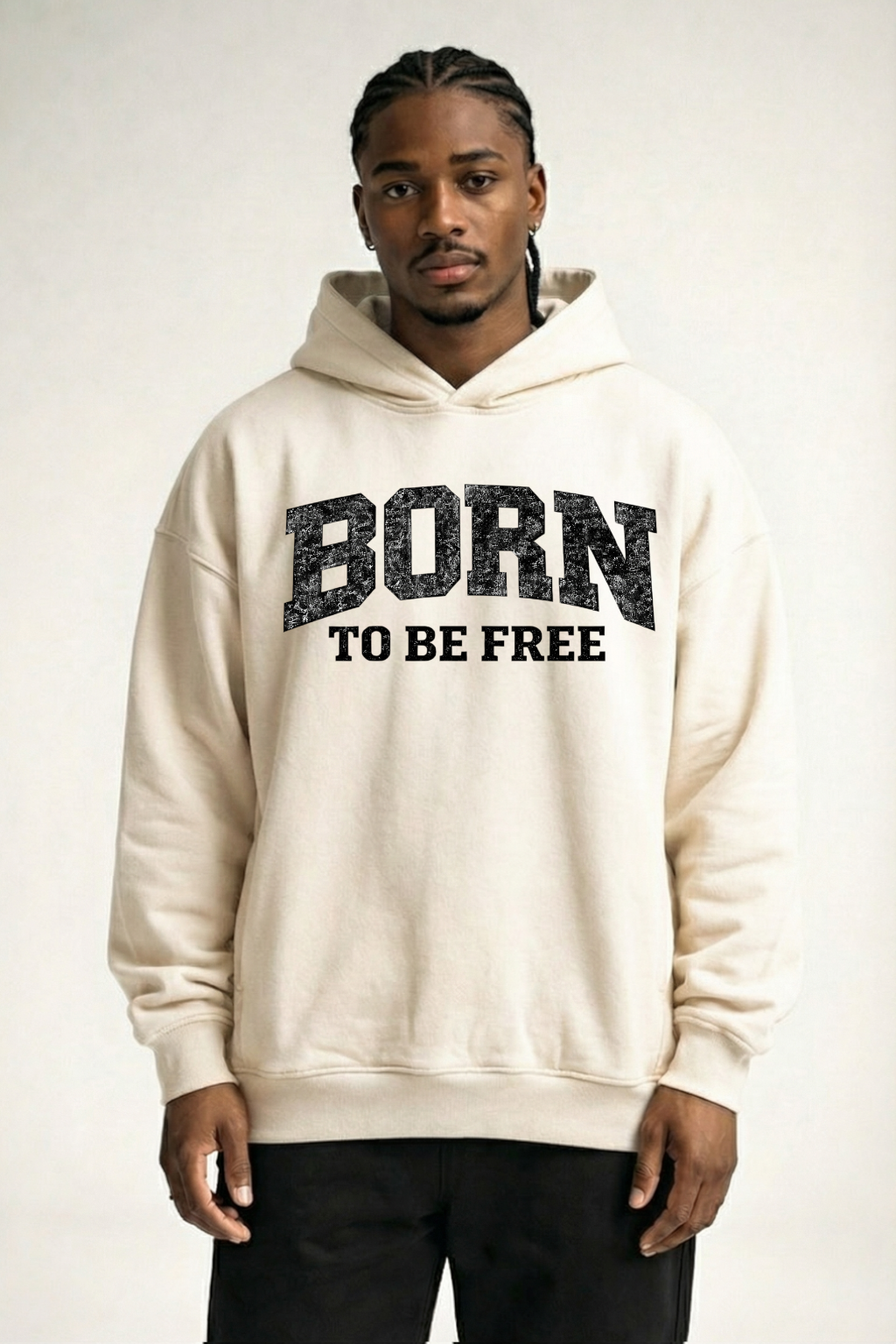 BORN TO BE FREE - OVERSIZED HOODIE