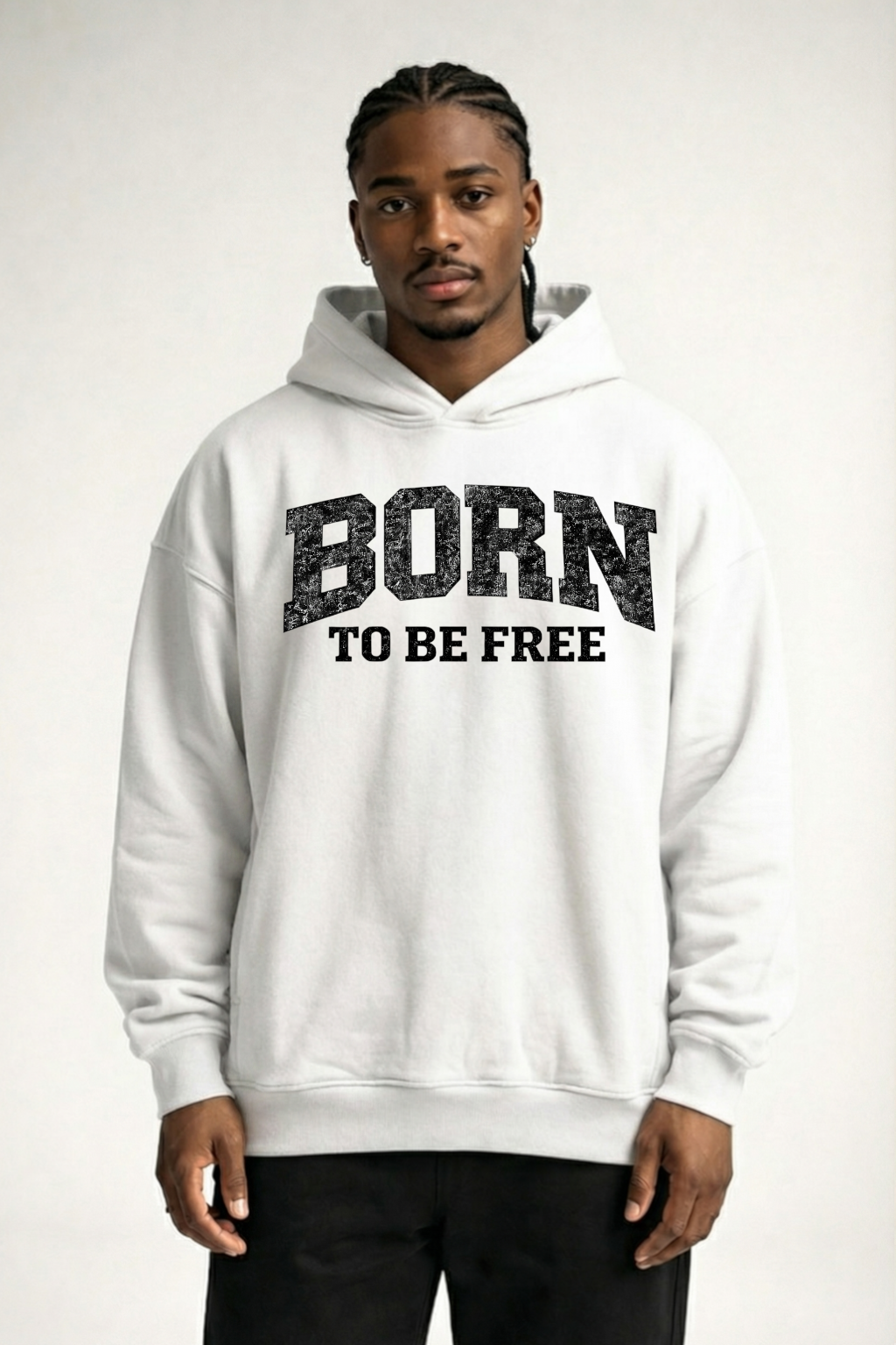 BORN TO BE FREE - OVERSIZED HOODIE